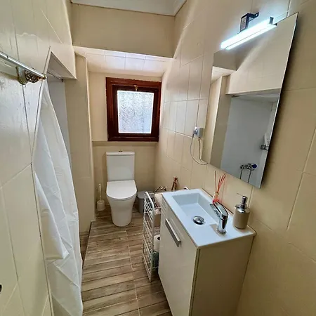 El 2 Apartment *